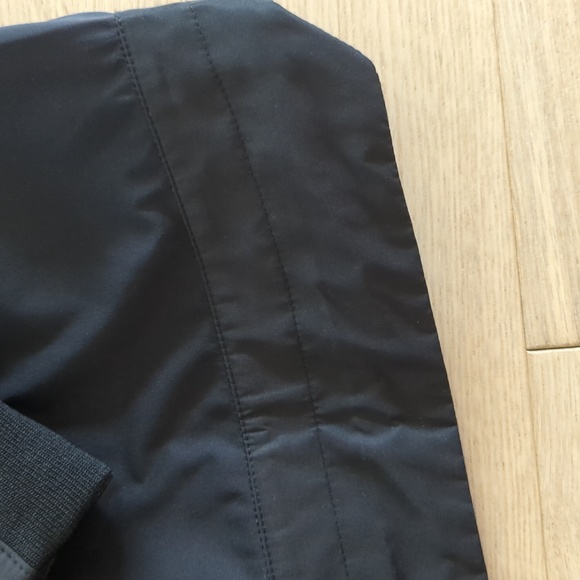 Galvin Green Liam - Windproof & Water repellent Jacket Size S in Black - Picture 12 of 12